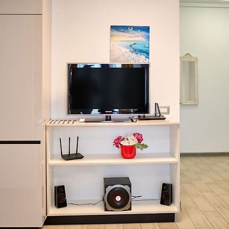 Paradise Sea View 2Bd Apt Spa N Pools Beach Resort Năvodari Buitenkant foto